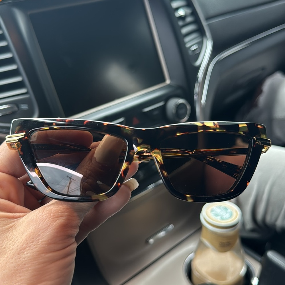 Sun Glasses - image 4